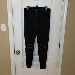 American eagle women’s skinny jeans!